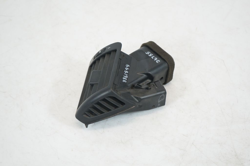 Dashboard side air vent grill/cover trim (2)