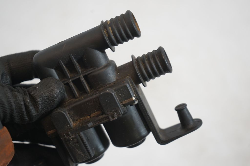 Coolant heater control valve (6)