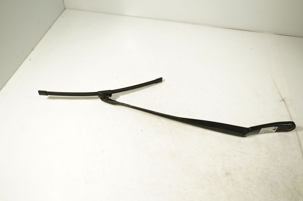 Windshield/front glass wiper blade (6)