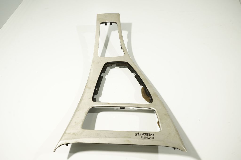 Other center console (tunnel) element