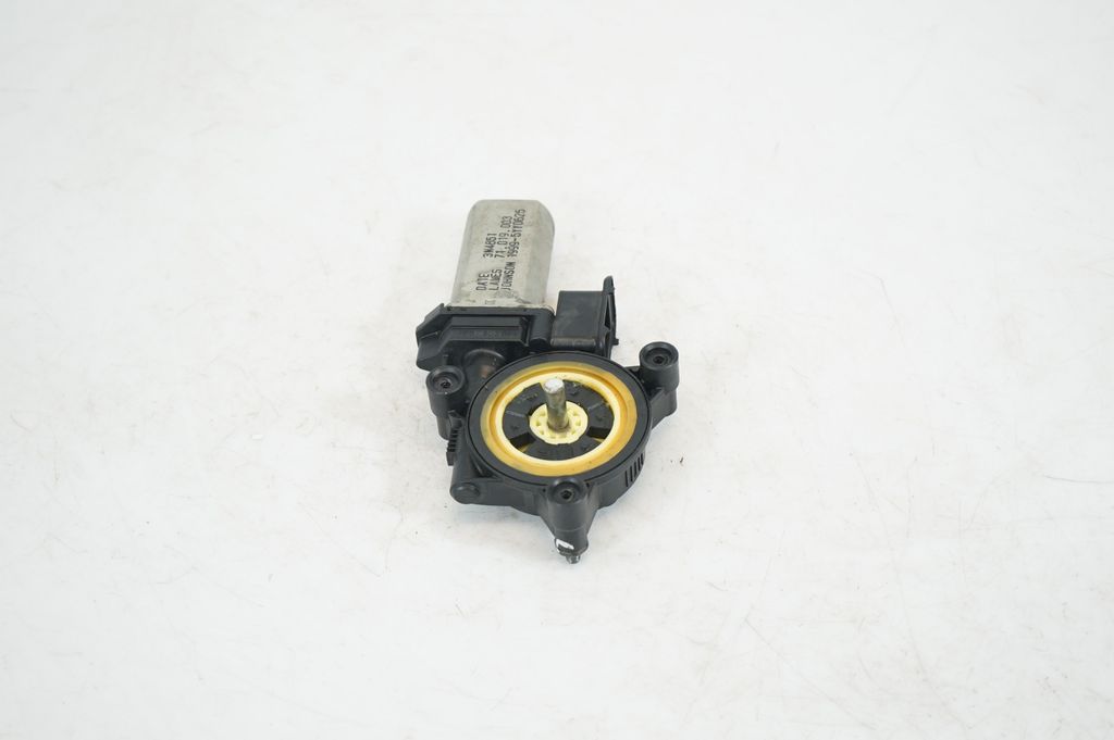 Front door window regulator with motor (2)