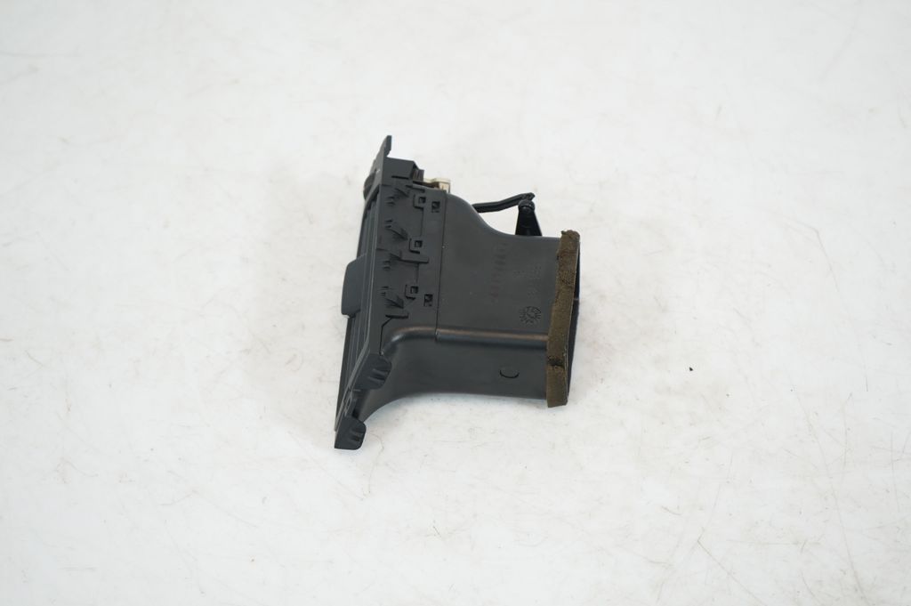 Dashboard side air vent grill/cover trim (2)