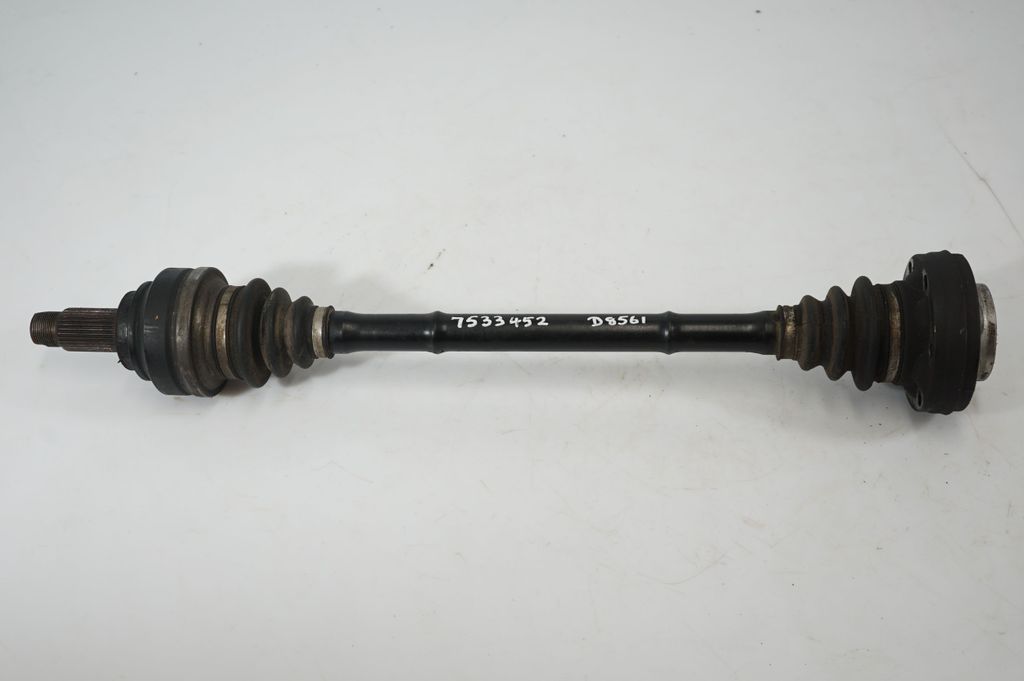 Rear driveshaft