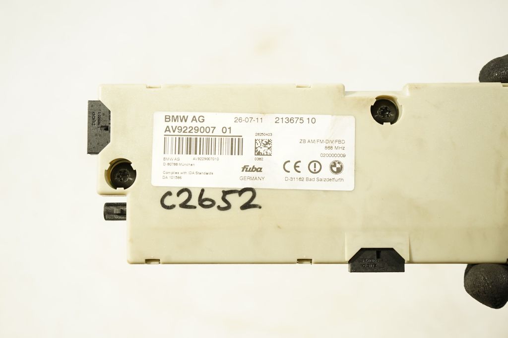 Aerial antenna amplifier (11)