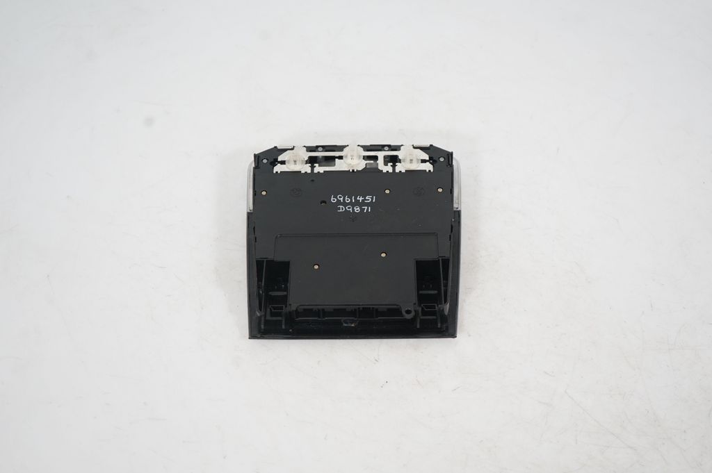 Front seat light (5)