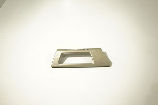 Front sill trim cover