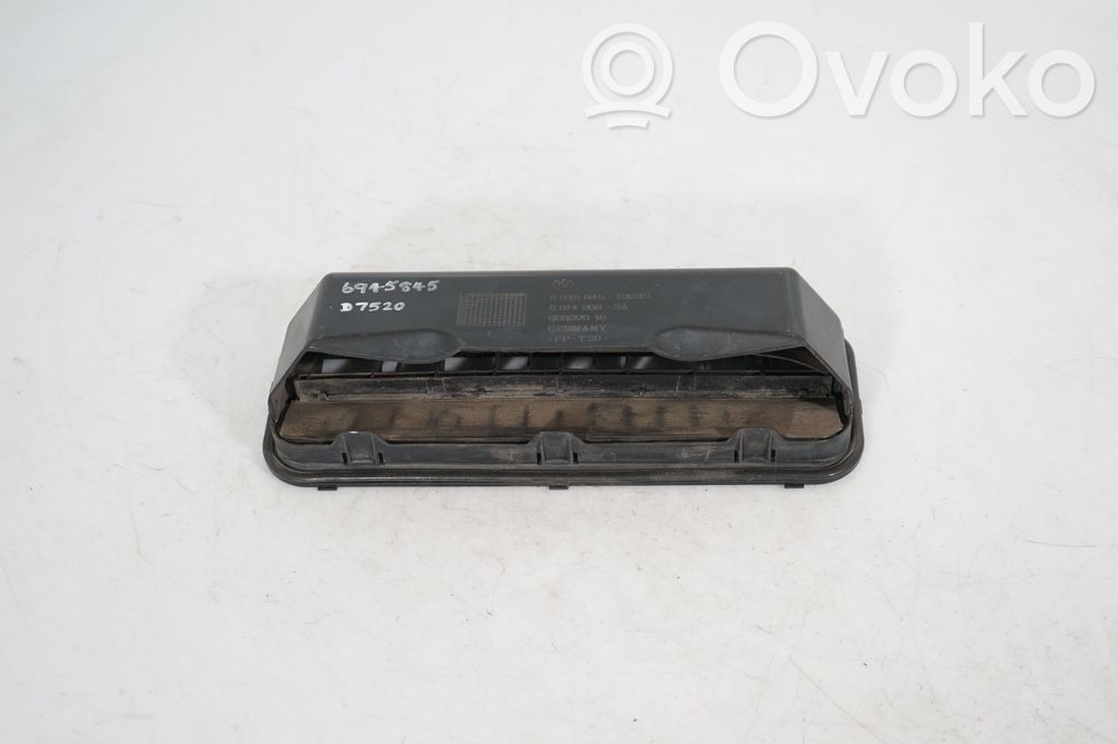 Quarter panel pressure vent (6)