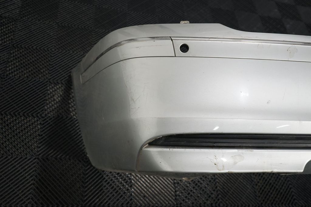Rear bumper (6)