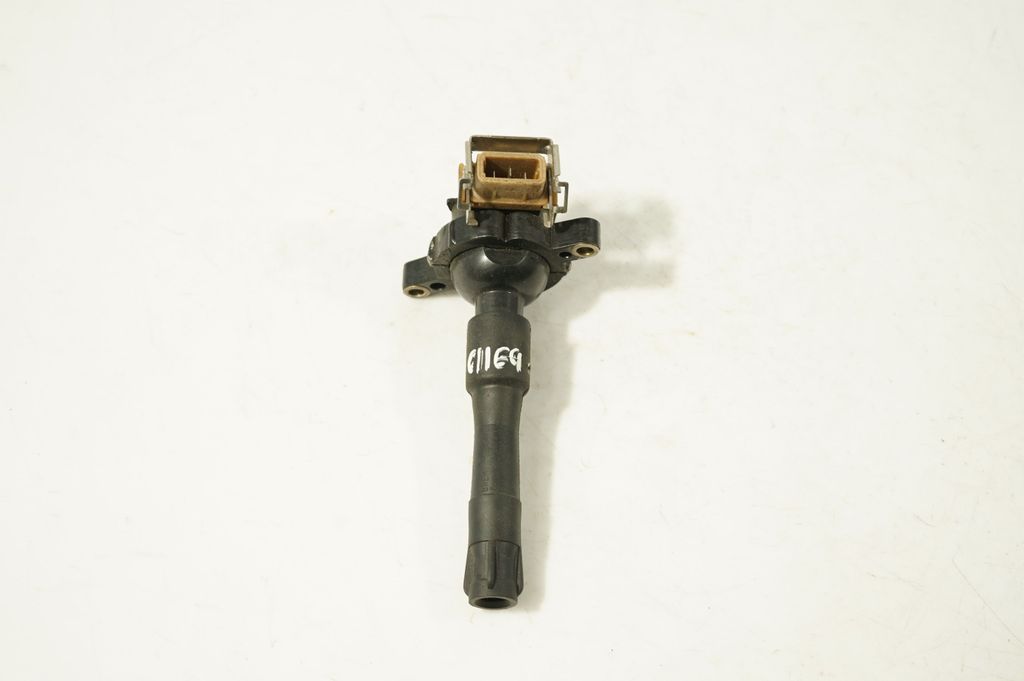 High voltage ignition coil