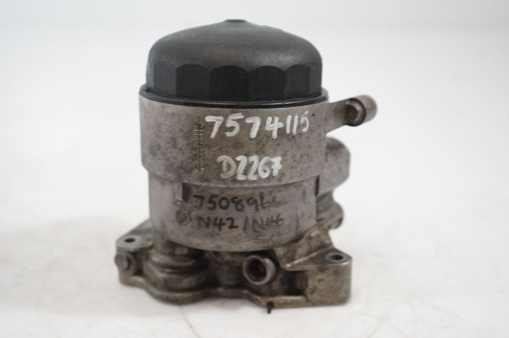 Oil filter mounting bracket (9)