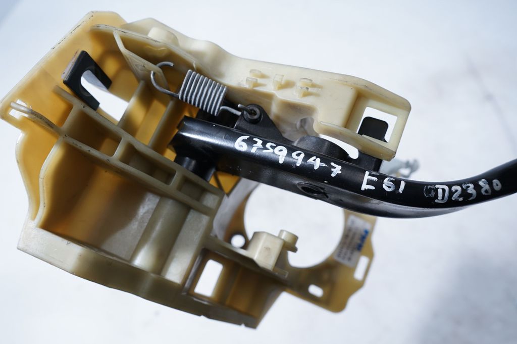 Brake pedal (7)