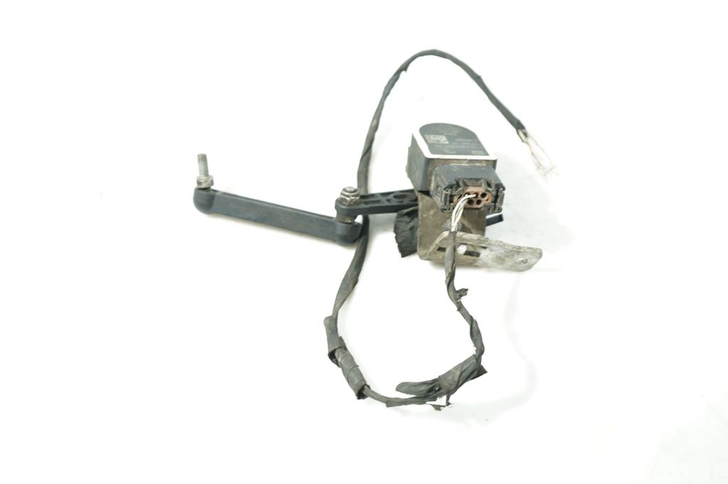 Rear air suspension level height sensor (3)