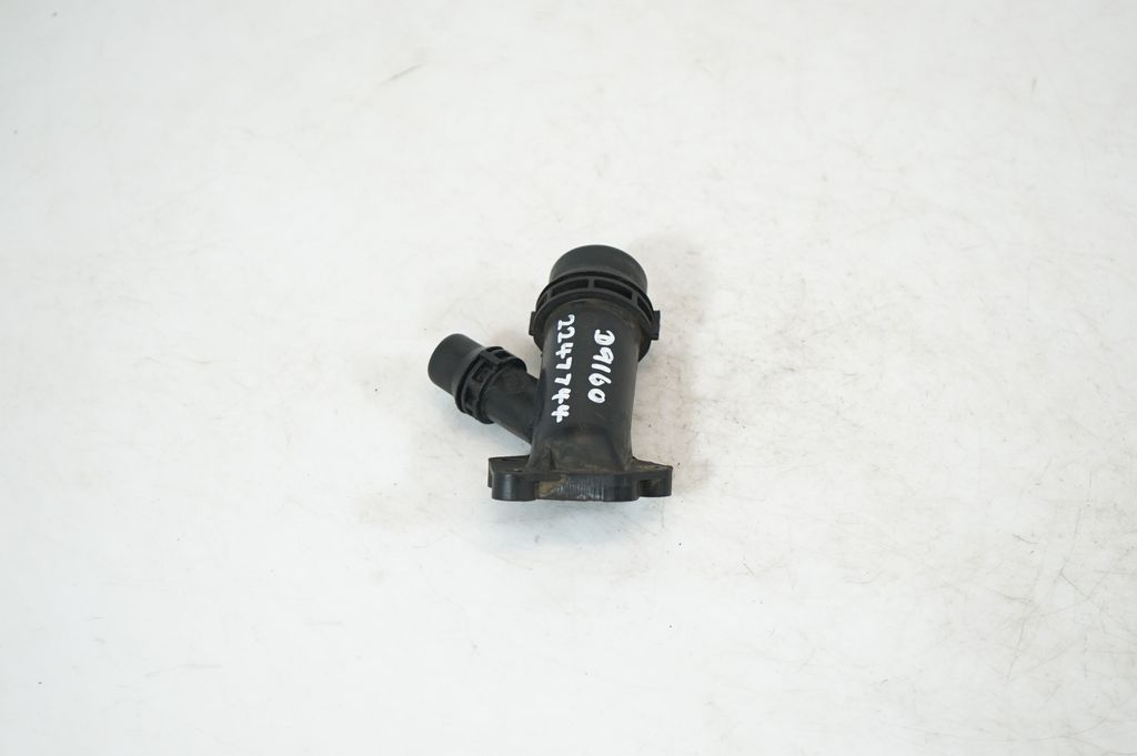 Engine coolant pipe/hose (2)