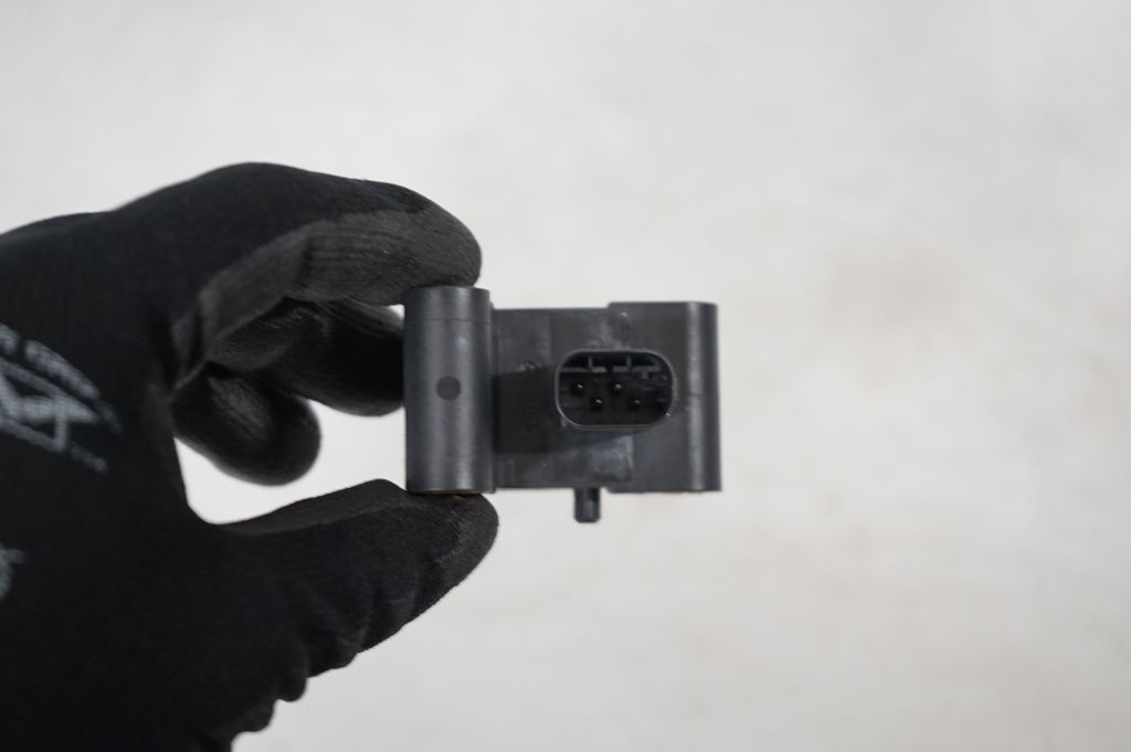 Airbag deployment crash/impact sensor (6)