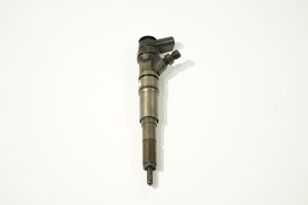 Fuel injector