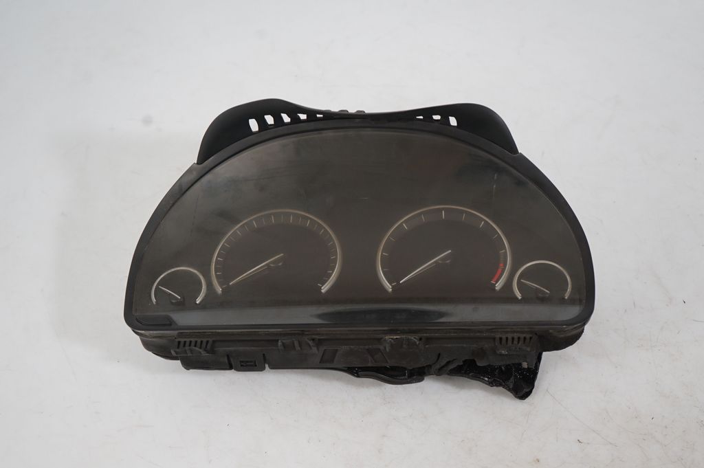Speedometer (instrument cluster)