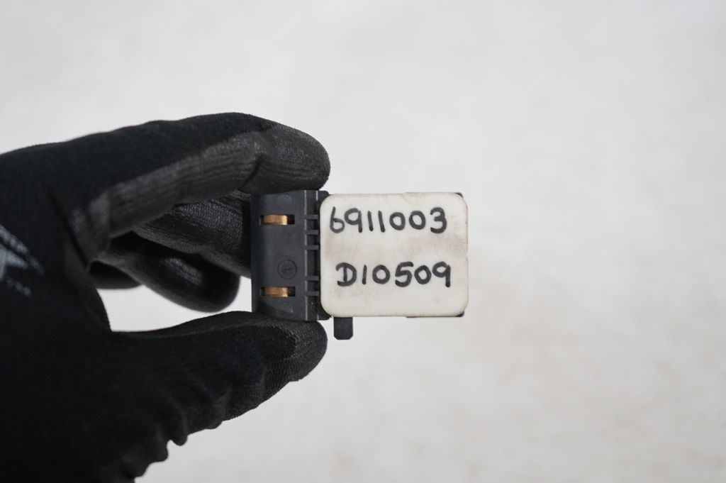 Airbag deployment crash/impact sensor (7)