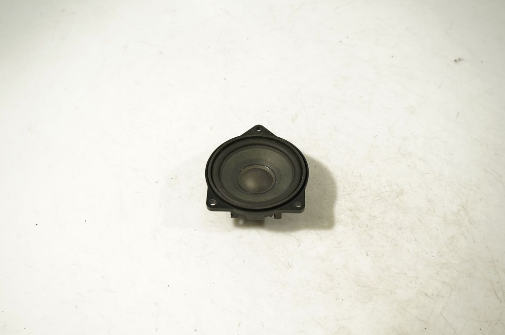 Panel speaker