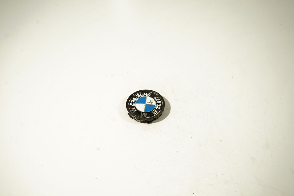 Original wheel cap (3)