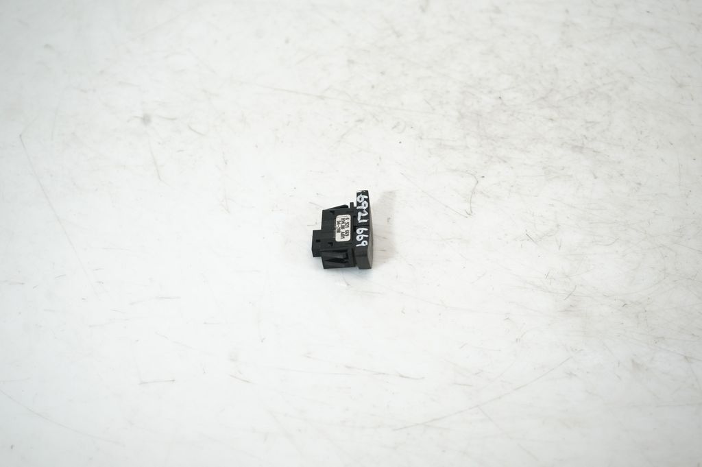 Other switches/knobs/shifts (4)