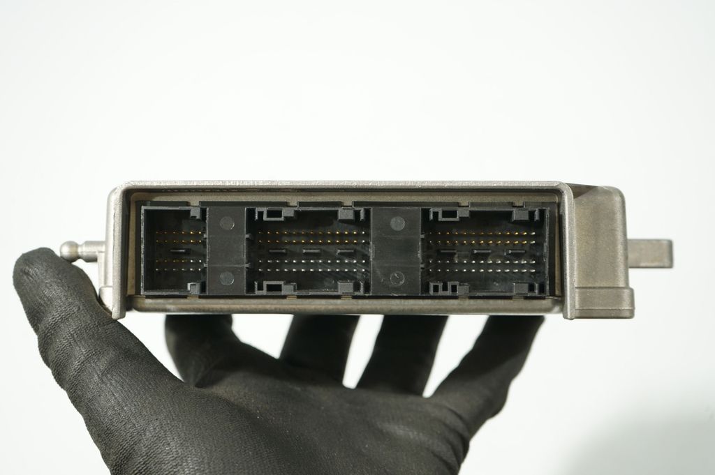 Airbag control unit/module (7)