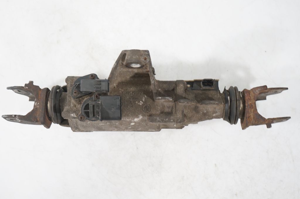 Steering rack (10)