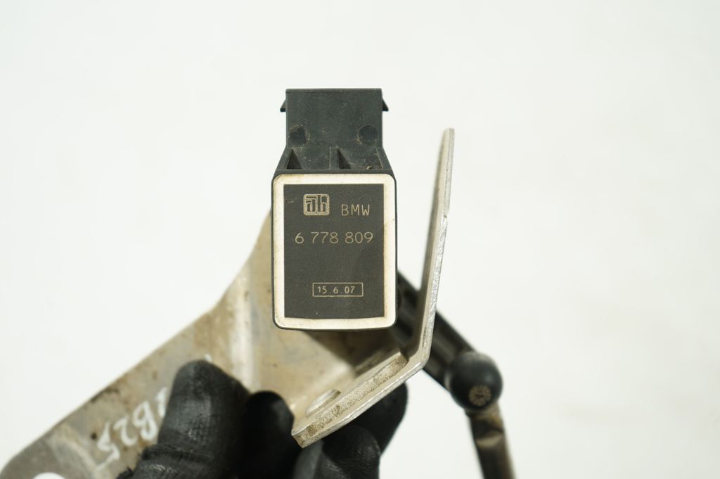Headlight/headlamp level sensor (8)