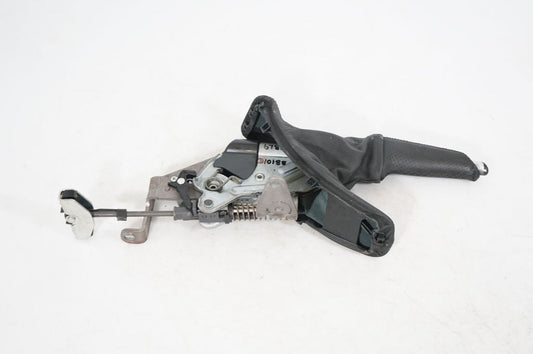 Handbrake/parking brake lever assembly