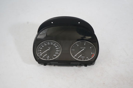 Speedometer (instrument cluster)