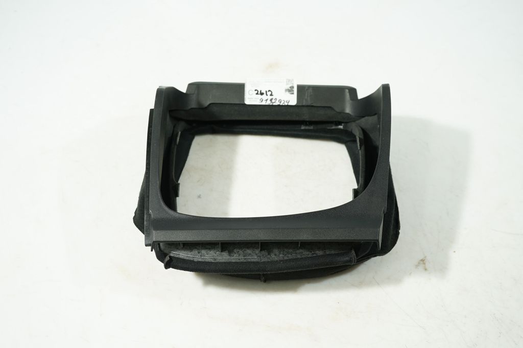 Steering wheel column trim (5)