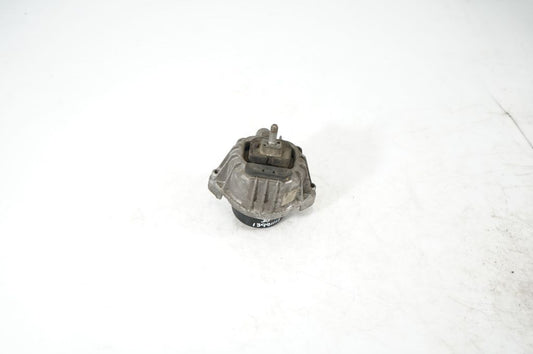 Engine mount bracket