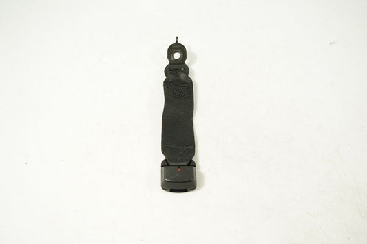Middle seatbelt buckle (rear)