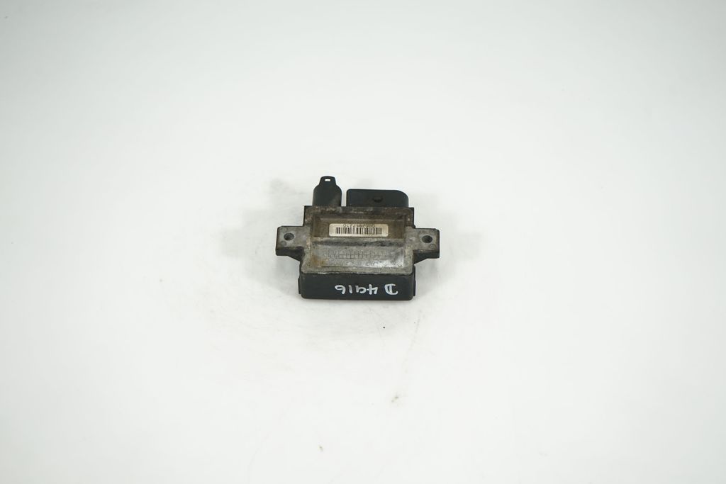 Glow plug pre-heat relay (5)