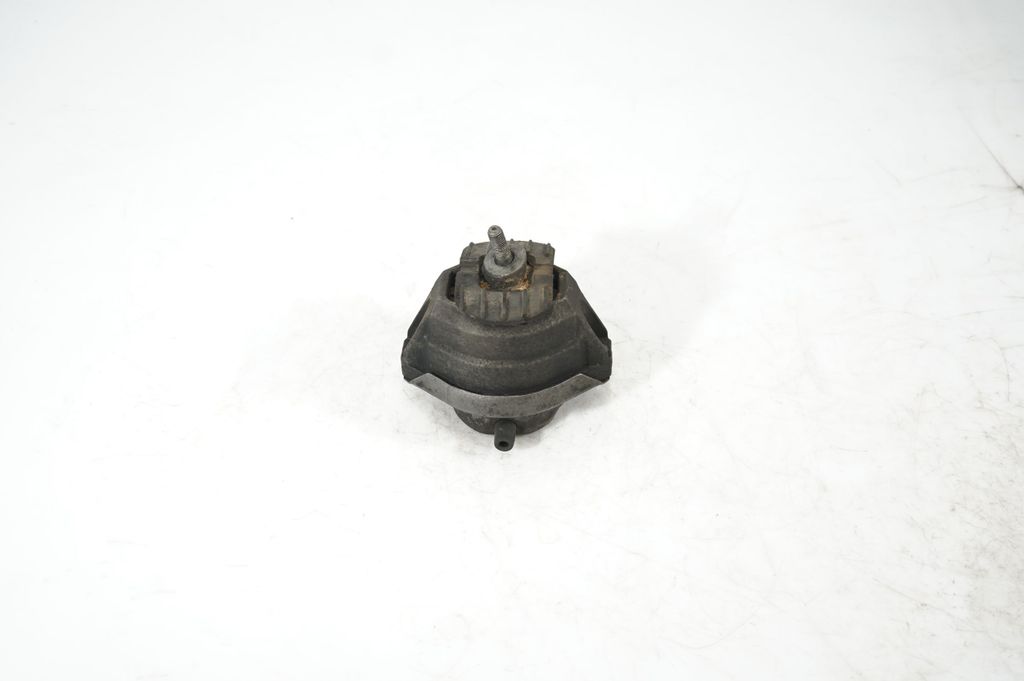 Engine mount bracket (2)