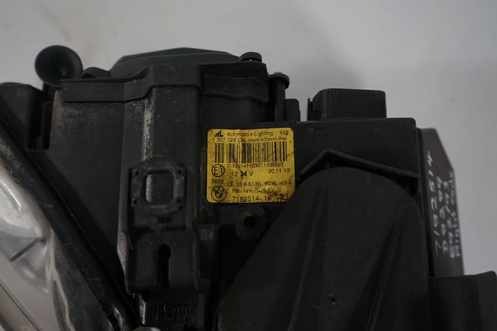 Headlight/headlamp (10)