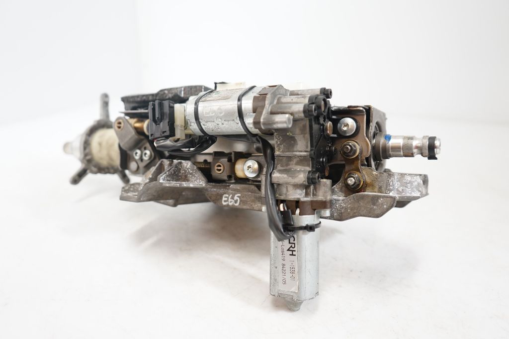 Steering wheel axle (6)