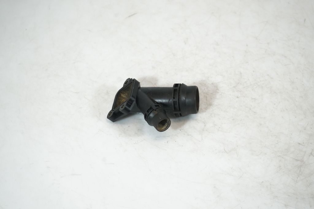 Engine coolant pipe/hose (5)