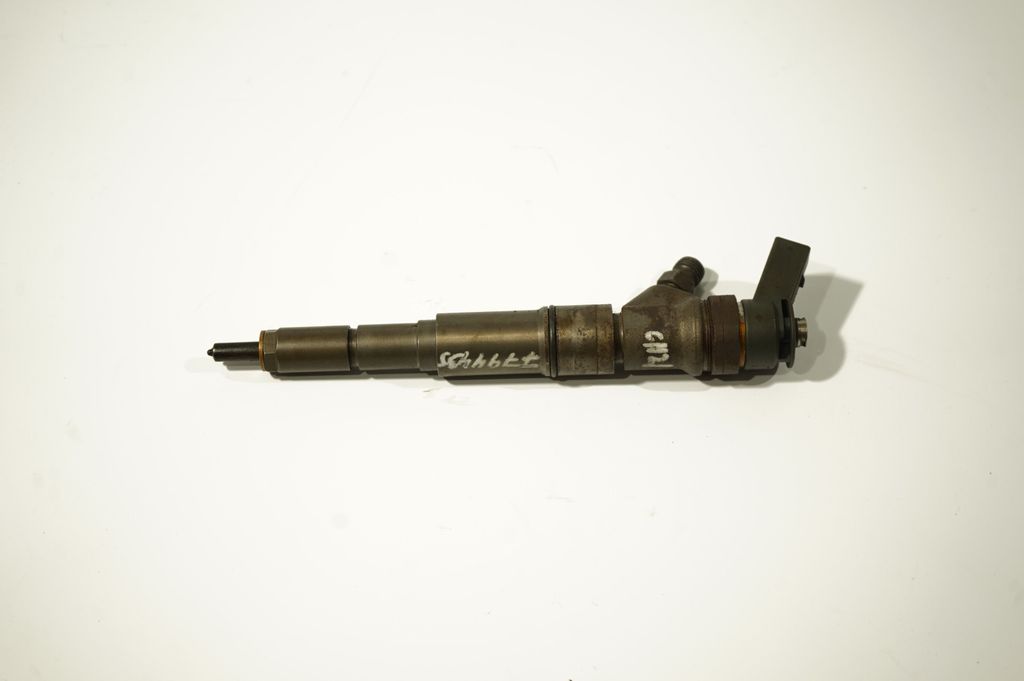 Fuel injector (4)