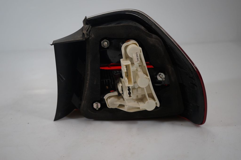 Rear/tail lights (7)