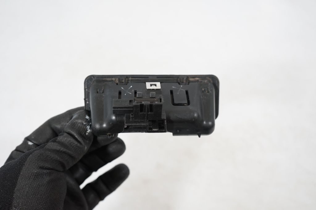 Tailgate/trunk/boot exterior handle (6)