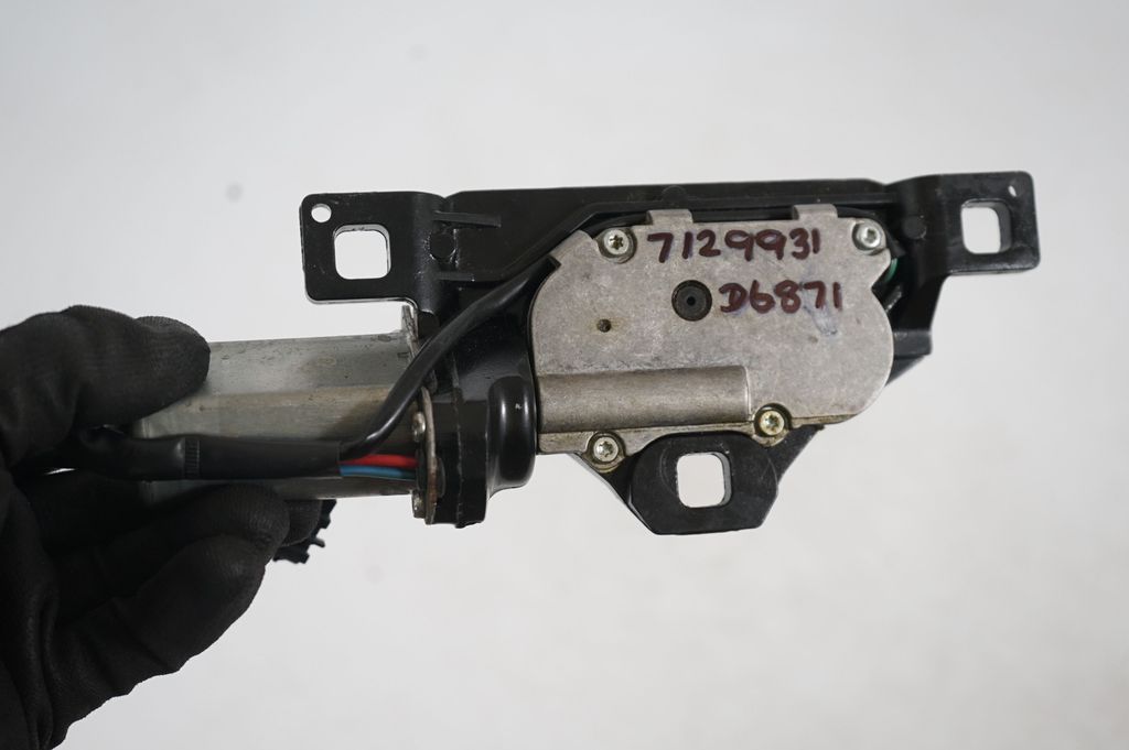 Tailgate/trunk/boot lift motor (7)