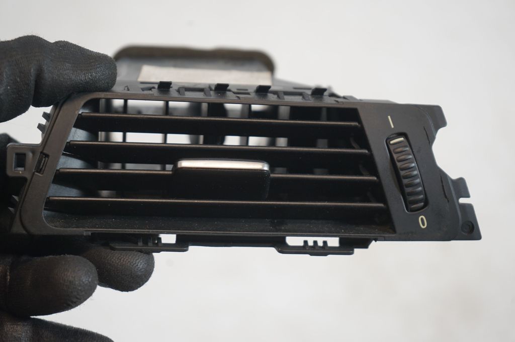 Dashboard side air vent grill/cover trim (7)