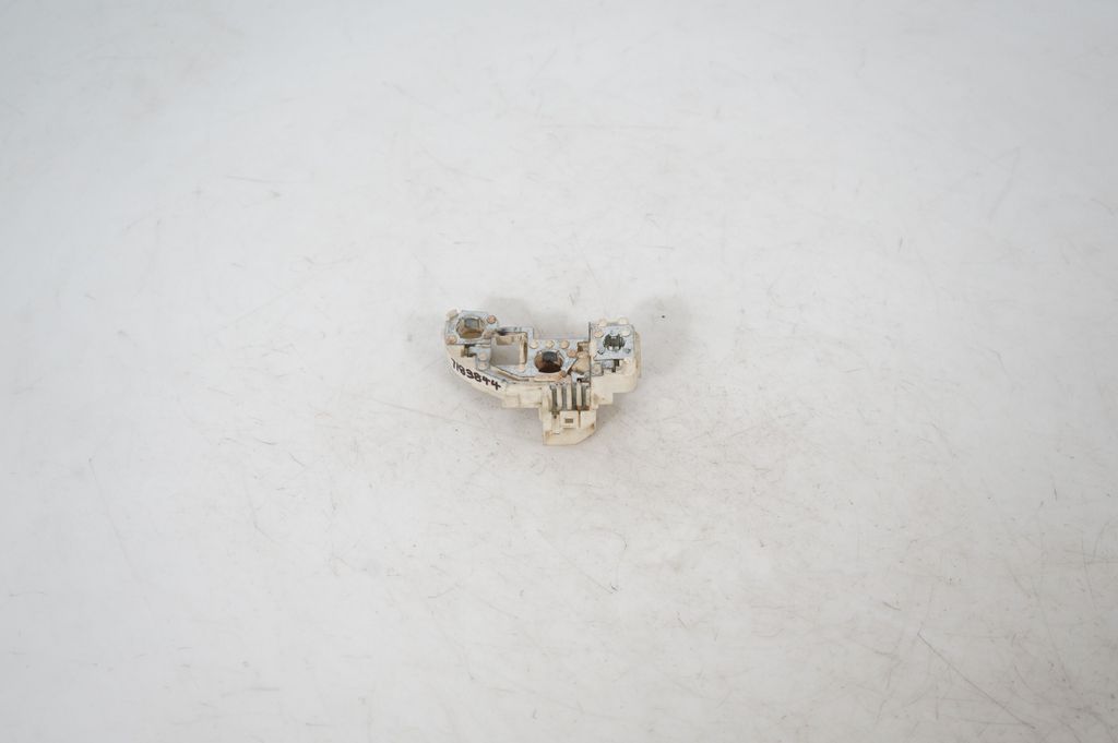 Tail light bulb cover holder (3)