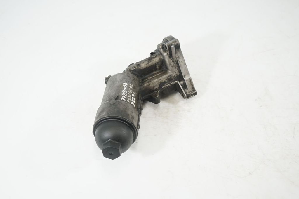 Oil filter mounting bracket (4)