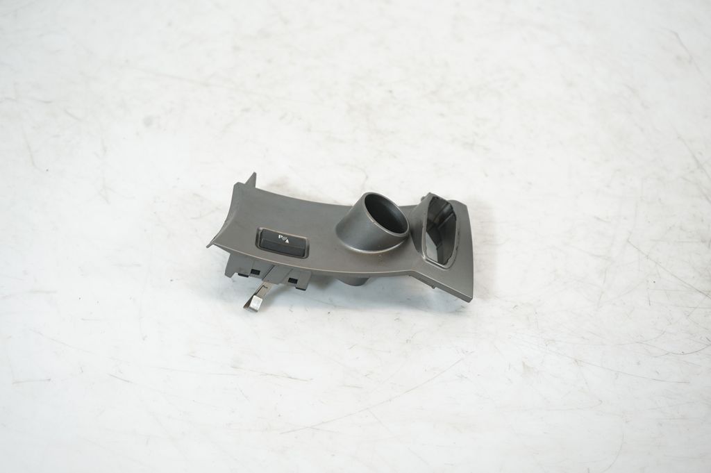 Parking (PDC) sensor switch (3)