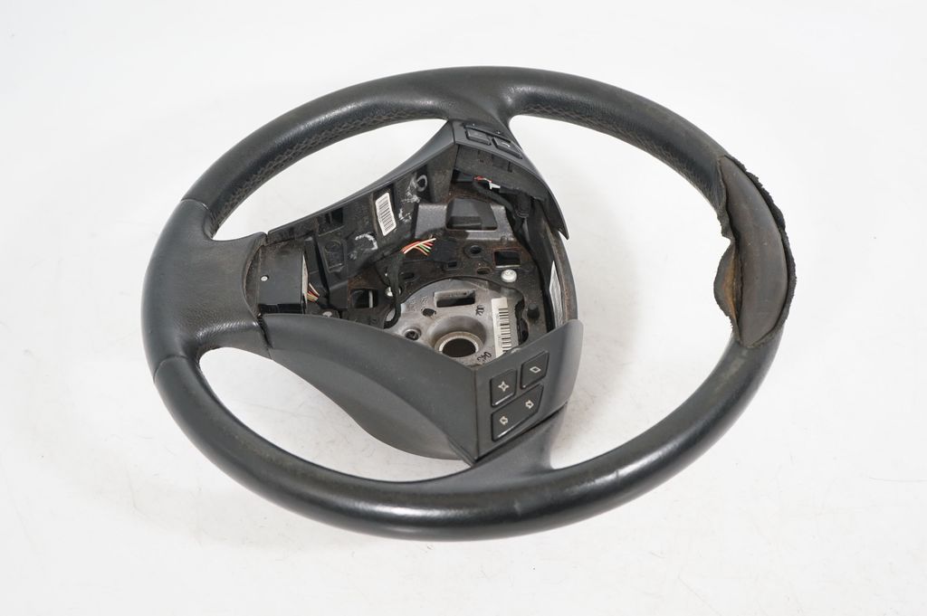Steering wheel (2)