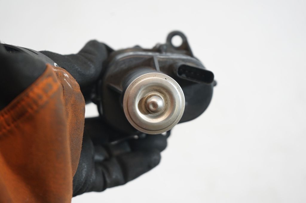 Intake manifold valve actuator/motor (7)