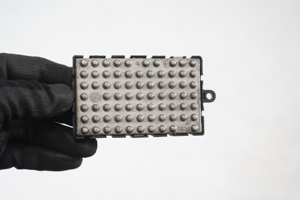 Heater blower motor/fan resistor (6)