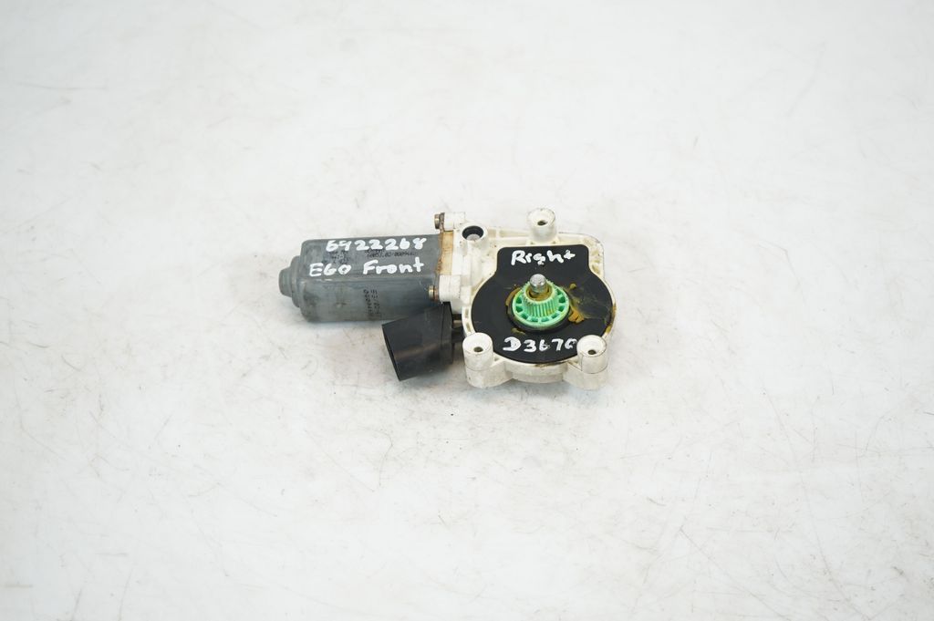 Front door window regulator with motor (5)