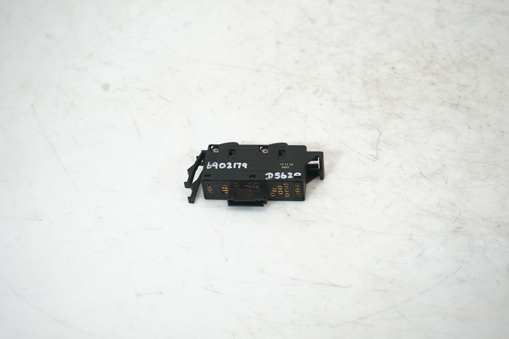 Electric window control switch (3)